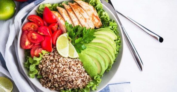Para una nutrición adecuada, los alimentos deben masticarse bien.