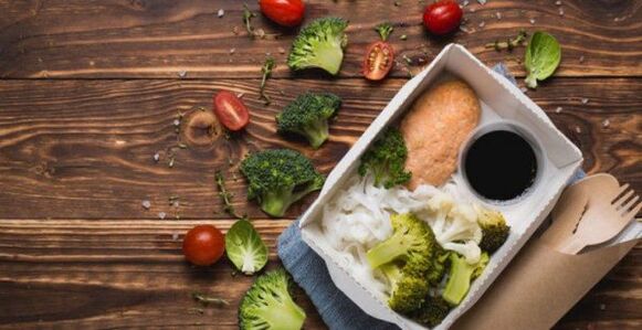 almuerzo serio con una nutrición adecuada