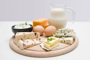 Huevos, lácteos bajos en grasa y productos lácteos fermentados para una dieta proteica